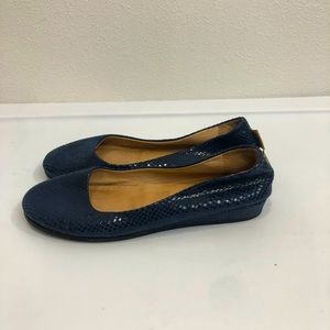 French Sole Womens Gambler Ballet Flat Shoes Blue Leather Slip Ons 6 B New